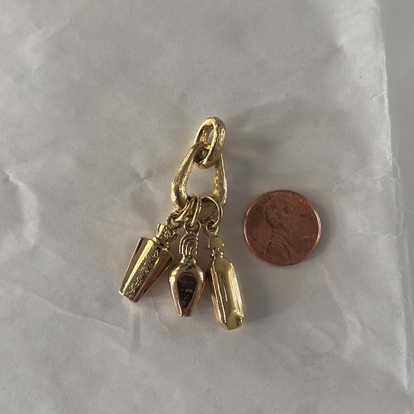 Givenchy Vintage Parfums Pendant - Picture 5 of 5